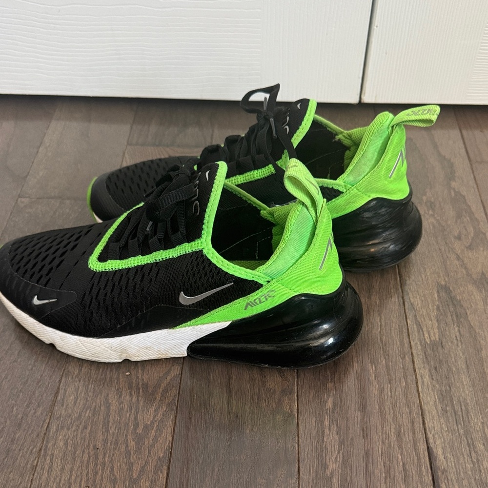 Nike 270 - Picture 3 of 14